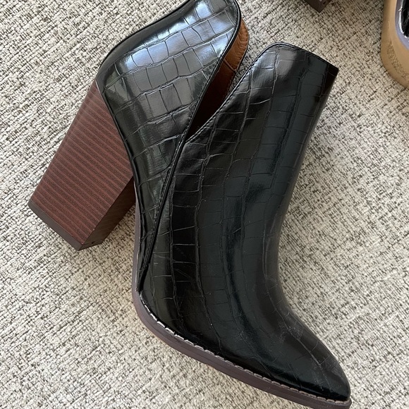 Black Crocodile Print Booties - Picture 2 of 5
